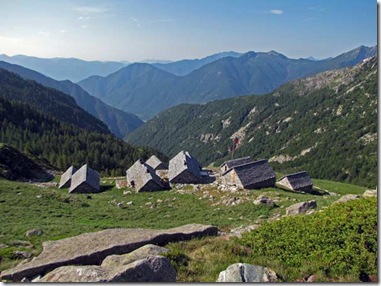 Die Alpe di Spluga - Ein Rifugium erster Klasse auf dem beschwerlichen Weg vom Maggia- ins Verzascatal.