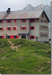 Rifugio-Laghi-Gemelli-ausse